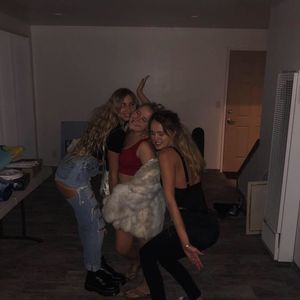 Meet your Posher, Taylor